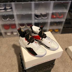 Air Jordan XXXlll